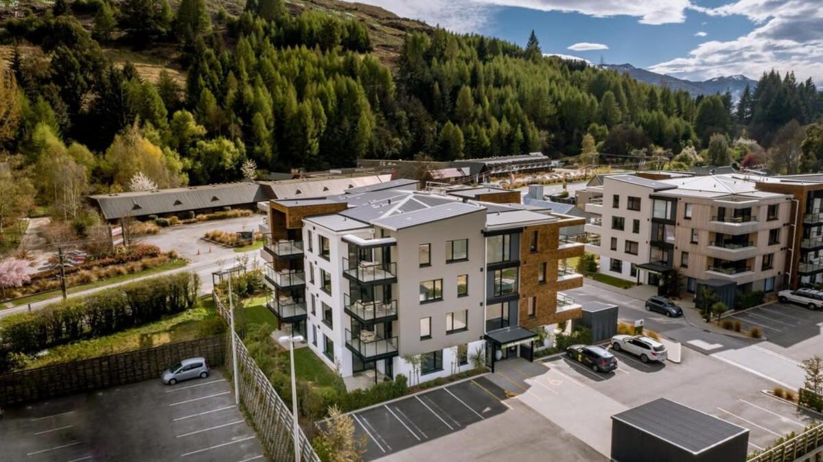 קווינסטאון Cozy Coronet Peak Apartment At La Residence Du Parc מראה חיצוני תמונה